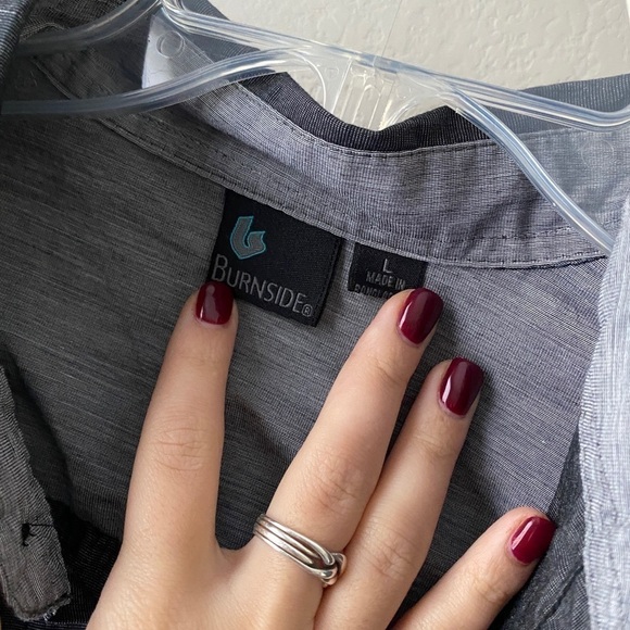 MENS - Burnside charcoal button up short sleeve shirt - size L - Picture 4 of 5